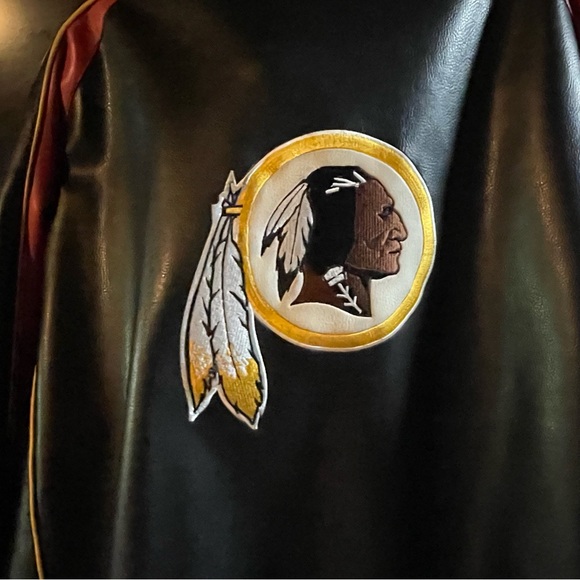 Redskins hat and leather jacket - Picture 7 of 9